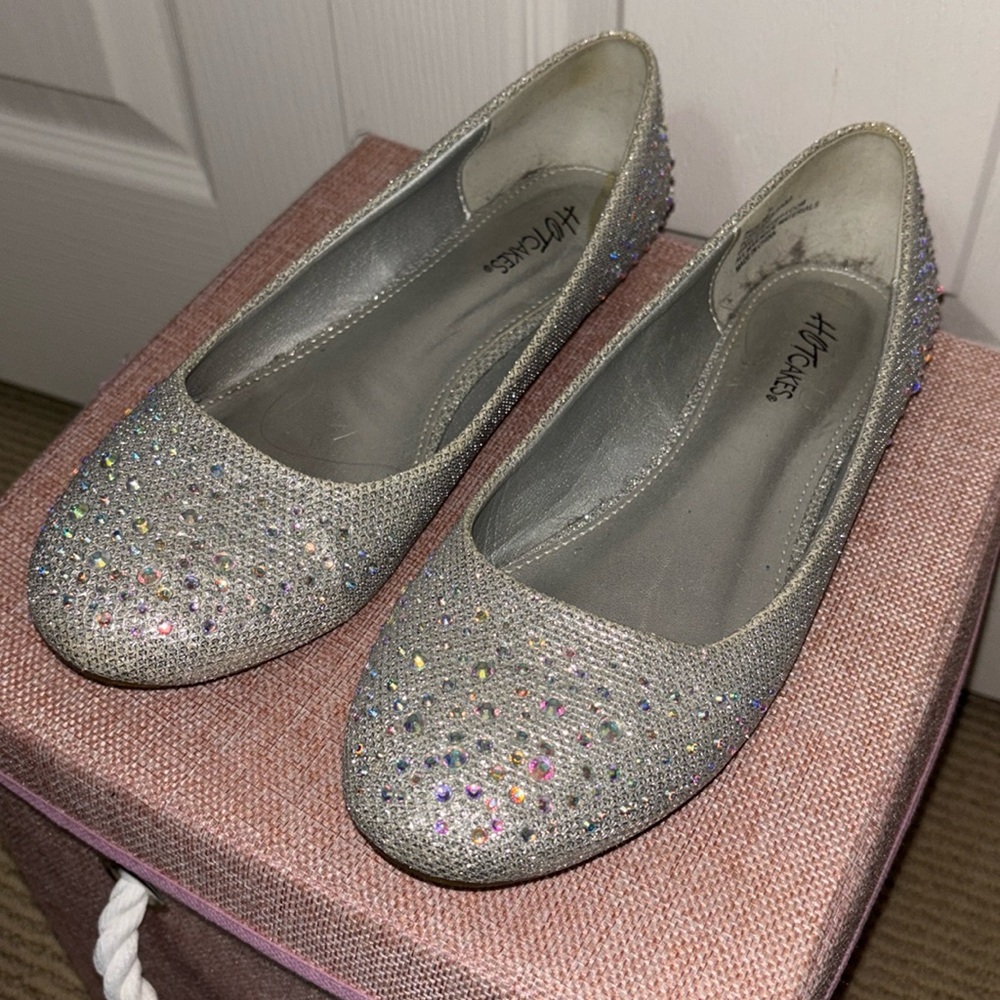 Hot Cakes Orleans Womens Sparkle Ballet Flats, 8M Pre-Owned